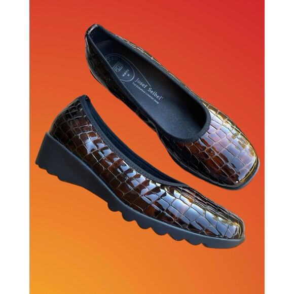 Josef Seibel Bridget Brown Patent Croc Wedges Womens US 9.5 EU 40 Walking Shoes - Picture 2 of 11